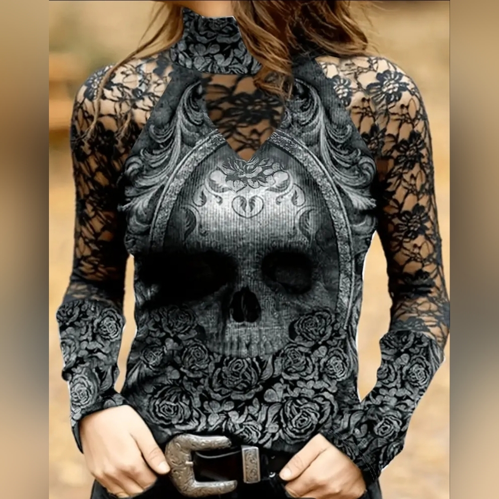 NWT LACE SLEEVE SKULL LONG SLEEVE  SHIRT
